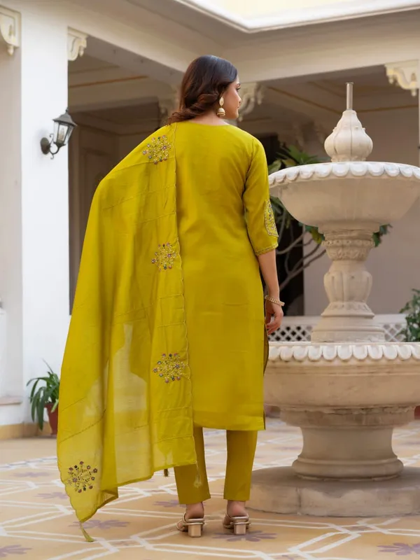 Yellow_Designer_Embroidered_Kurti_Pant_Set_with_Maslin_Dupatta