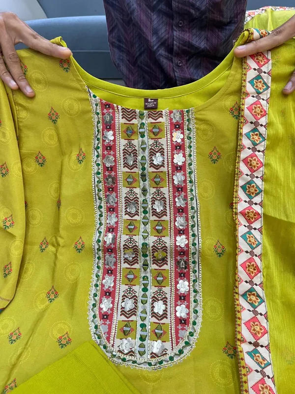 Premium_Pista_Chinon_Anarkali_Kurti_Plazzo_Set_With_Chiffon_Dupatta