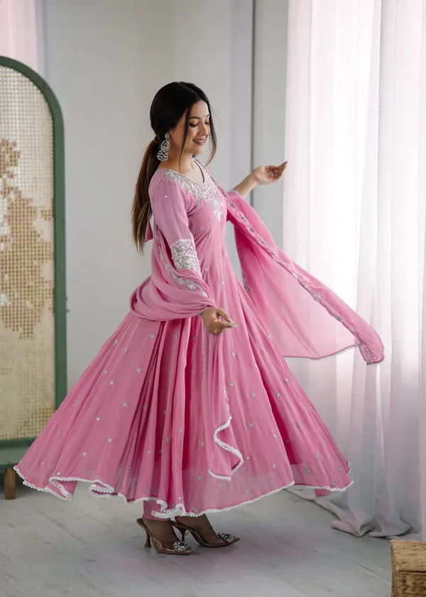 Premium_Heavy_Blooming_Faux_Embroidered_Anarkali_Set_With_Dupatta