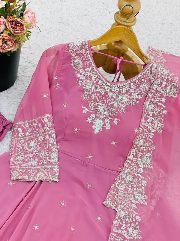Premium_Heavy_Blooming_Faux_Embroidered_Anarkali_Set_With_Dupatta