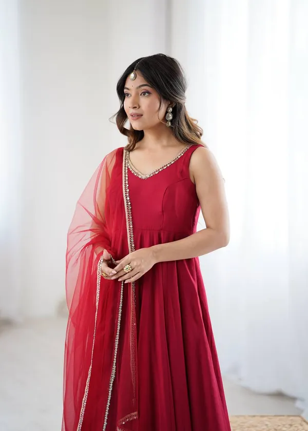 Maroon_Pure_Romansilk_Premium_&_Elegant_Anarkali_Kurta_&_Pant_Set_With_Dupatta_For_Women