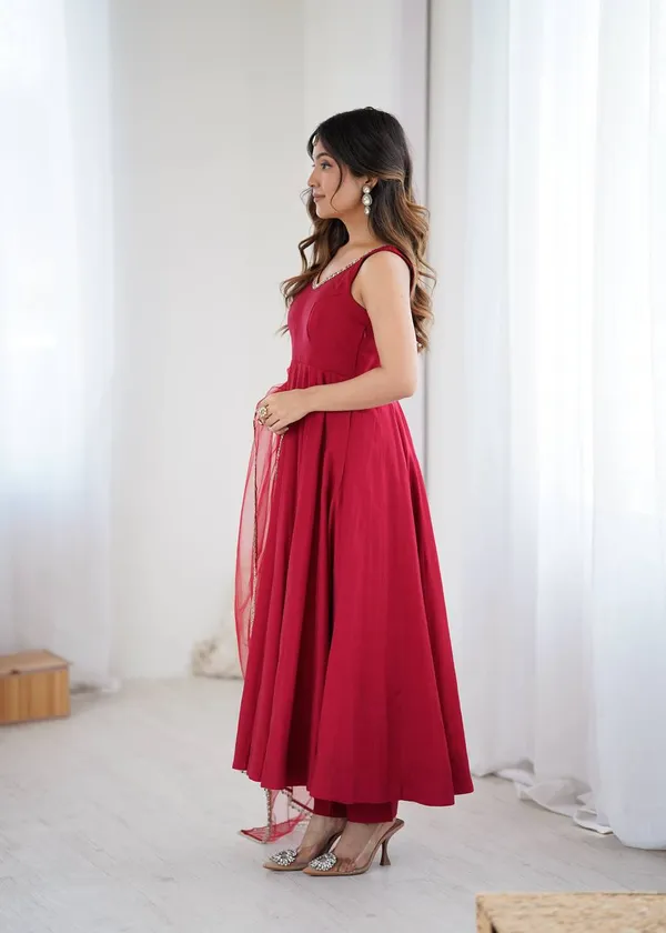 Maroon_Pure_Romansilk_Premium_&_Elegant_Anarkali_Kurta_&_Pant_Set_With_Dupatta_For_Women