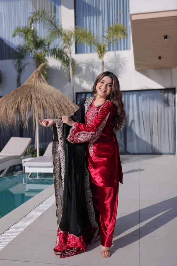 Luxury_Ruby_Red_Ice_Velvet_Kurta_Set_with_Black_Designer_Dupatta