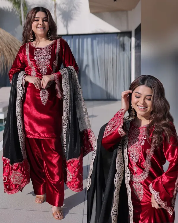 Luxury_Ruby_Red_Ice_Velvet_Kurta_Set_with_Black_Designer_Dupatta
