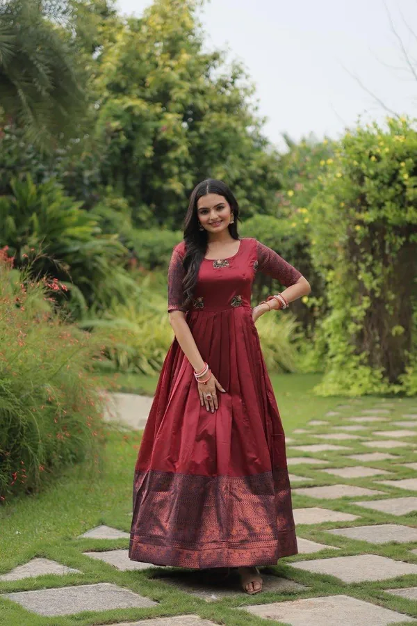 Multicolor_Jacquard_Silk_Premium_&_Elegant_Gown_For_Women