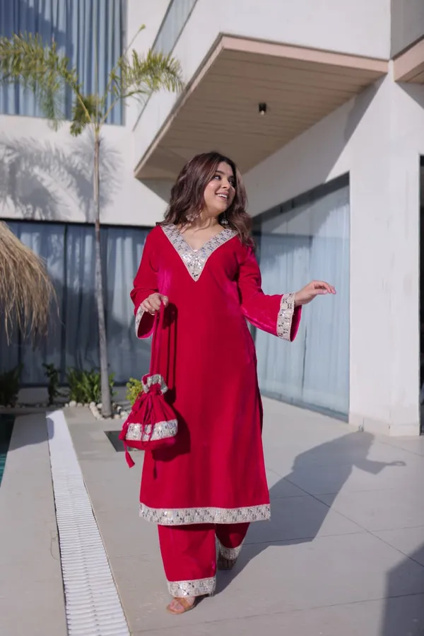 Velvet_Vogue_-_Mirror_Work_Top-Pant_Set_with_Designer_Batwa