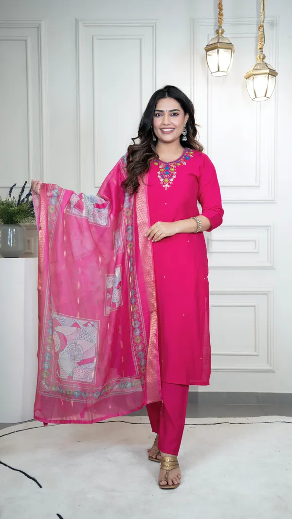 Elegant_Festive_3_Piece_Set