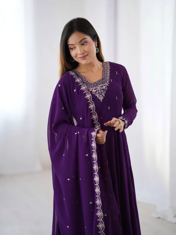 Purple_Pure_Romansilk_Premium_&_Elegant_Anarkali_Kurta_&_Pant_Set_With_Dupatta_For_Women