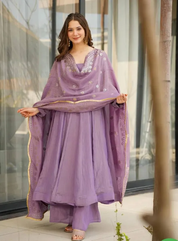 Luxury_Fandy_Silk_4.5_Meter_Flair_Anarkali_Set_With_Heavy_Sequins_Dupatta