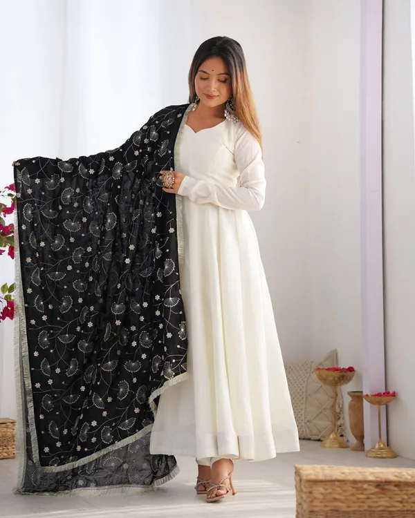 White_&_Black_Pure_Romansilk_Premium_&_Elegant_Anarkali_Kurta_&_Pant_Set_With_Dupatta_For_Women