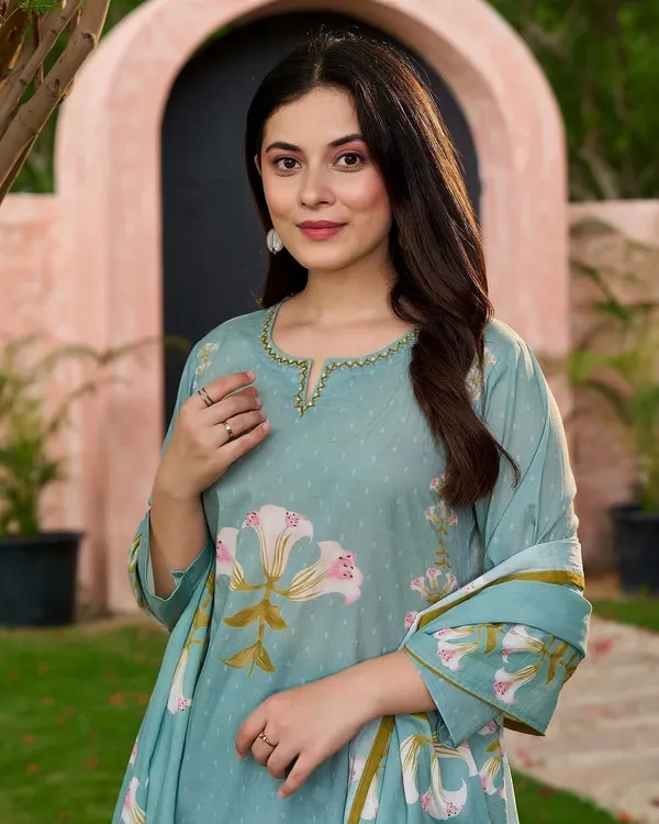 Premium_Floral_Printed_Cotton_Kurta_Set_With_Hand_Embroidered_Neckline_&_Mal_Cotton_Dupatta