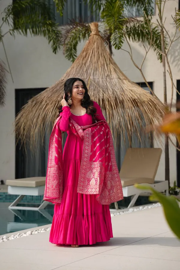 Pink_Pure_Romansilk_Premium_&_Elegant_Anarkali_Kurta_&_Pant_Set_With_Dupatta_For_Women
