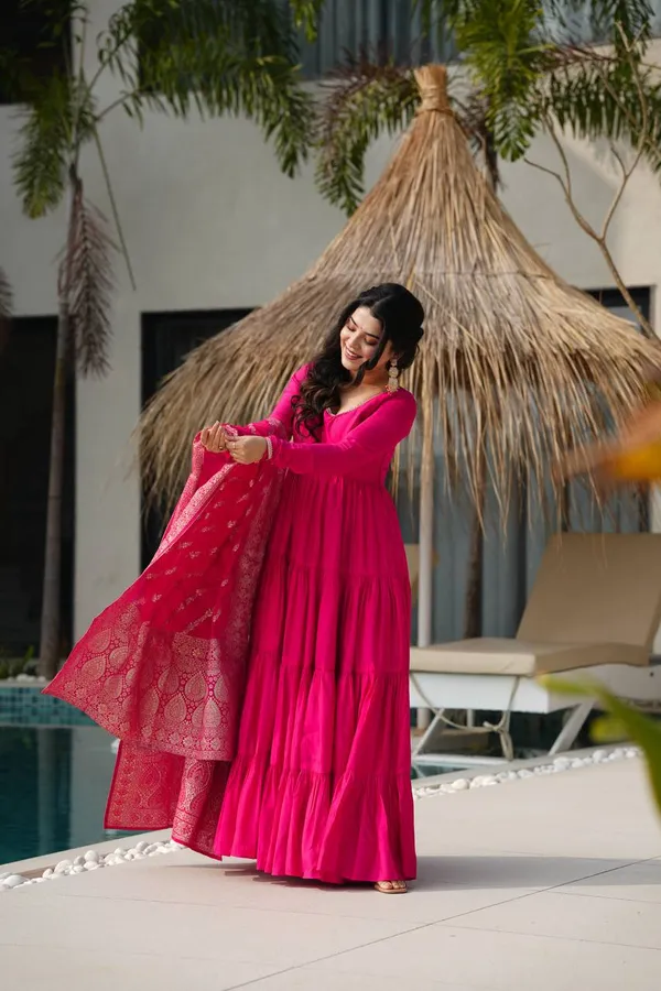 Pink_Pure_Romansilk_Premium_&_Elegant_Anarkali_Kurta_&_Pant_Set_With_Dupatta_For_Women
