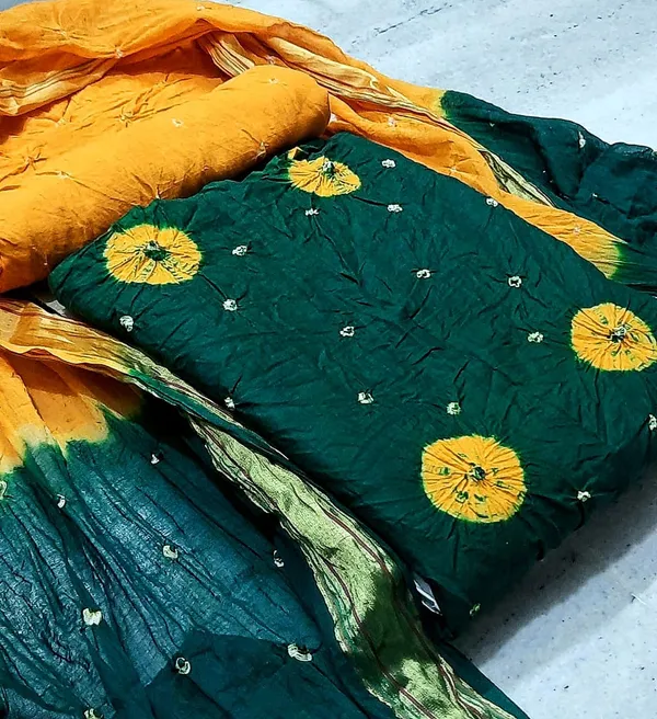 Green_&_Yellow_Pure_Cotton_Hand_Bandhej_Bandhani_Unstitched_Suit_Dress_Material_With_2_Meter_Dupatta_For_Women