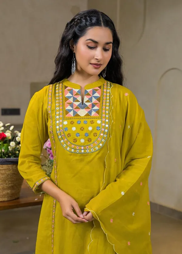 Mustard_Geometric_Yoke_Embroidered_Kurta_Set