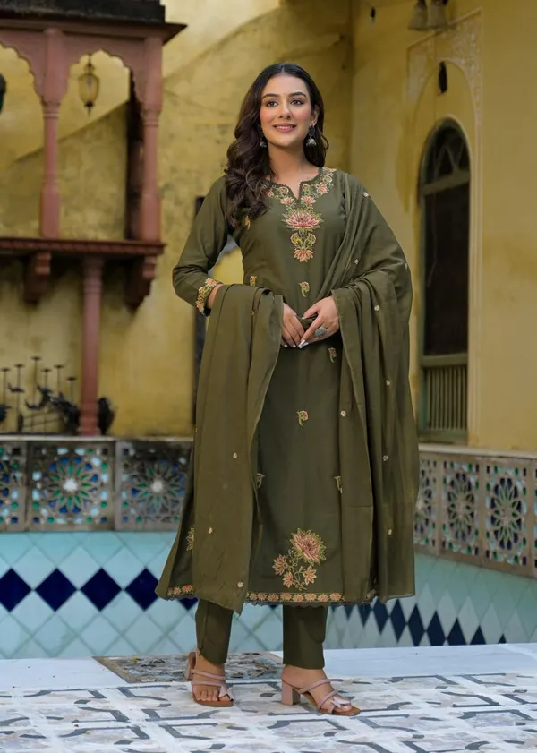 Olive_Green_Embroidered_Cotton_Kurta_Pant_Set_With_Dupatta