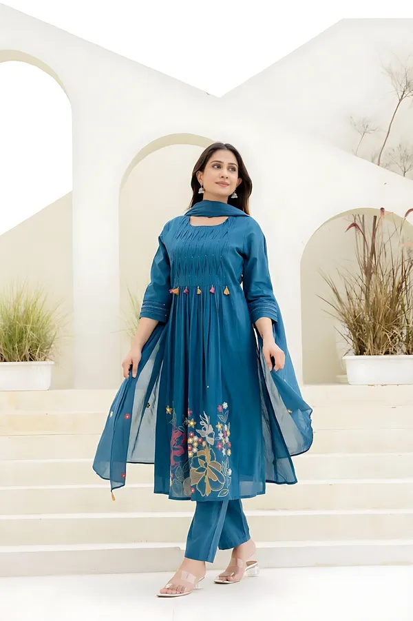 Teal_Embroidered_Mul_Cotton_Kurta_Set_With_Dupatta
