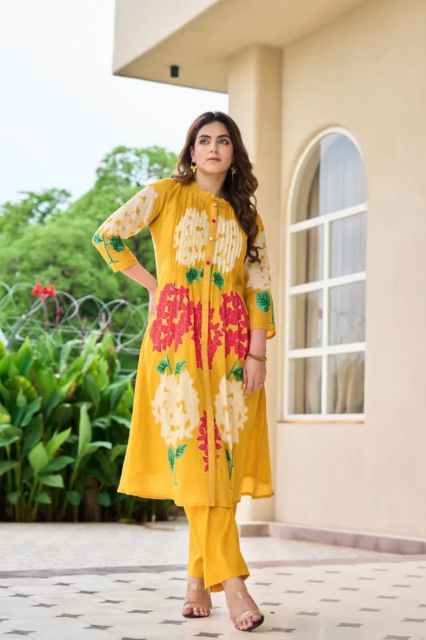 Pure_Mul_Cotton_Mustard_Floral_Printed_Kurta_Pant_Set