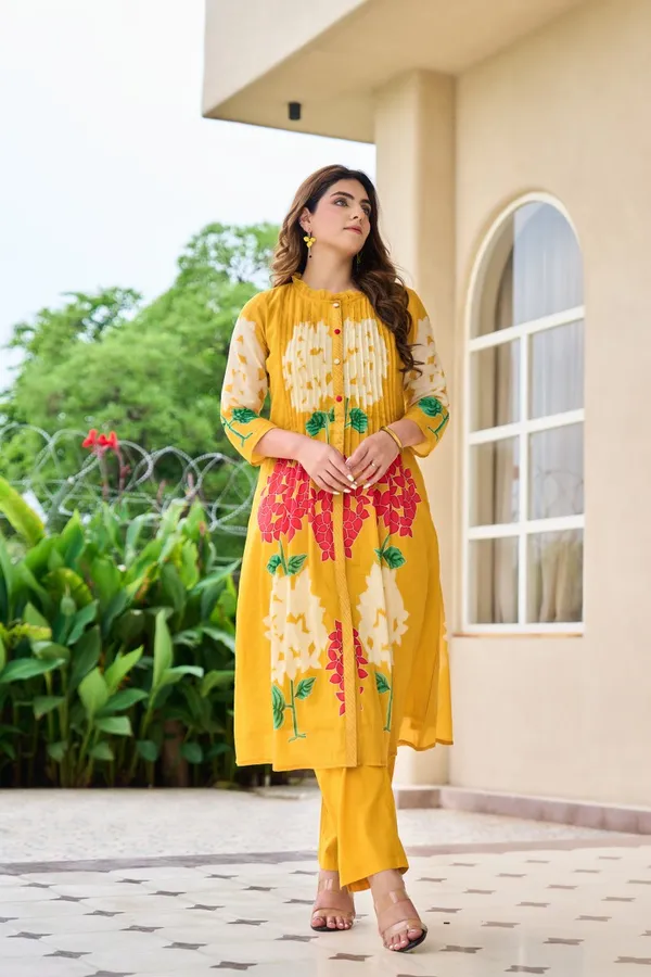 Pure_Mul_Cotton_Mustard_Floral_Printed_Kurta_Pant_Set