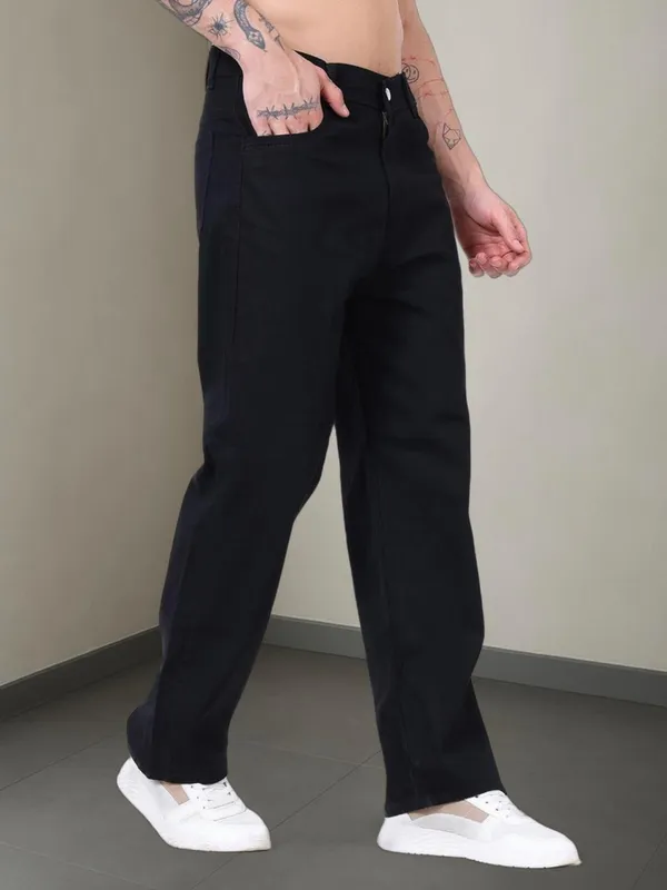 Black_Straight_Fit_Denim_Jeans_For_Boys