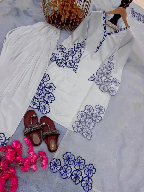 Lavender_Cotton_Kurta_Set_For_Women