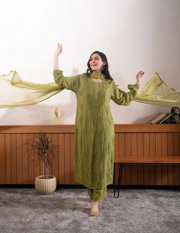 Green_Georgette_Suit_Set_For_Women