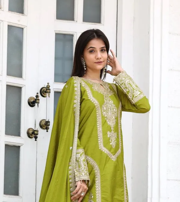 Olive_Party_Wear_Look_Chinon_Silk_Heavy__Embroidery_Sequence_Work_With_Corading_Dori_Work_With_Fancy_Sleeves_For_Women