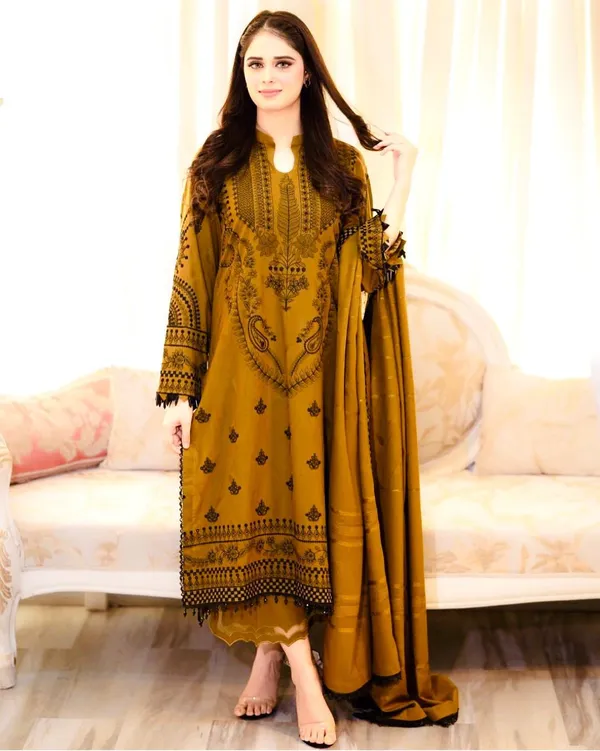 Coffee_Faux_Georgette_Kurta_Set_For_Women