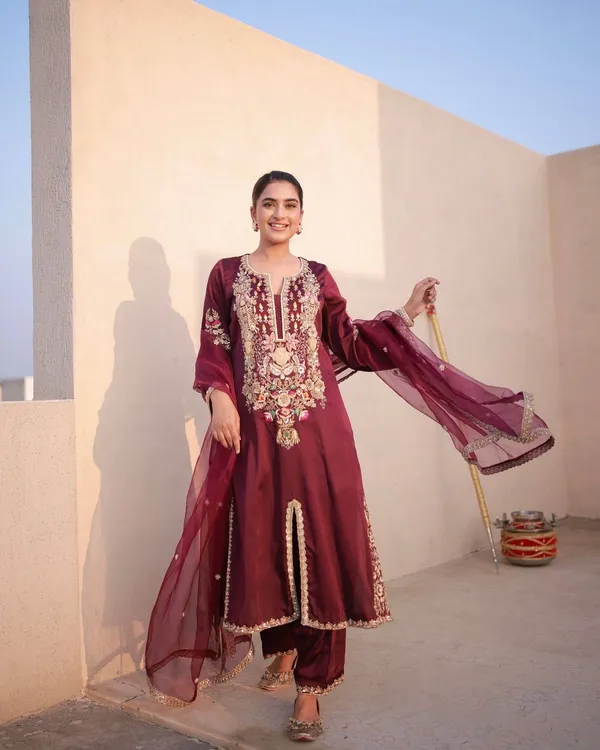 Red_Satin_Silk_Kurta_Set_For_Women