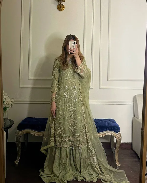 Green_Faux_Georgette_Kurta_Set_For_Women