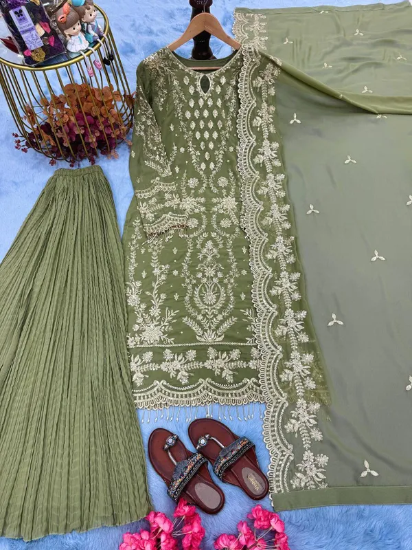 Green_Faux_Georgette_Kurta_Set_For_Women