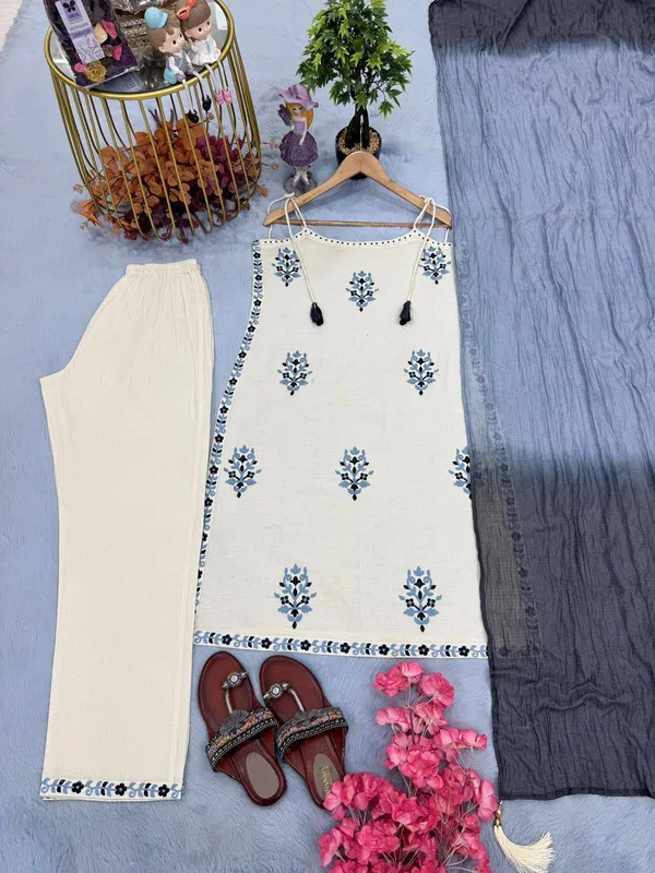Off_White_Cotton_Kurta_Set_For_Women