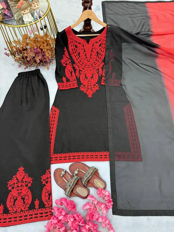 Black_Chinon_Silk_Kurta_Set_For_Women