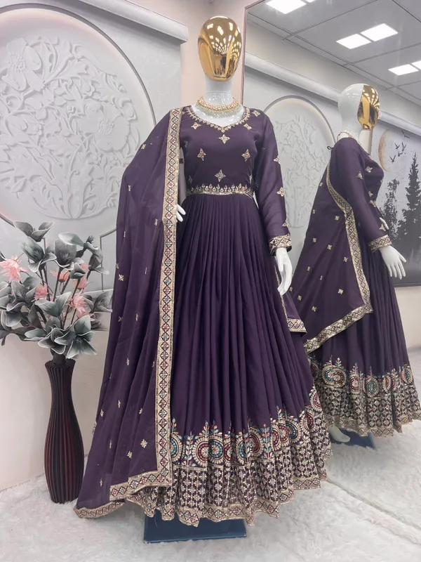 Womens_Heavy_Embroidered_Anarkali_Gown_Set_with_Dupatta_(Purple)