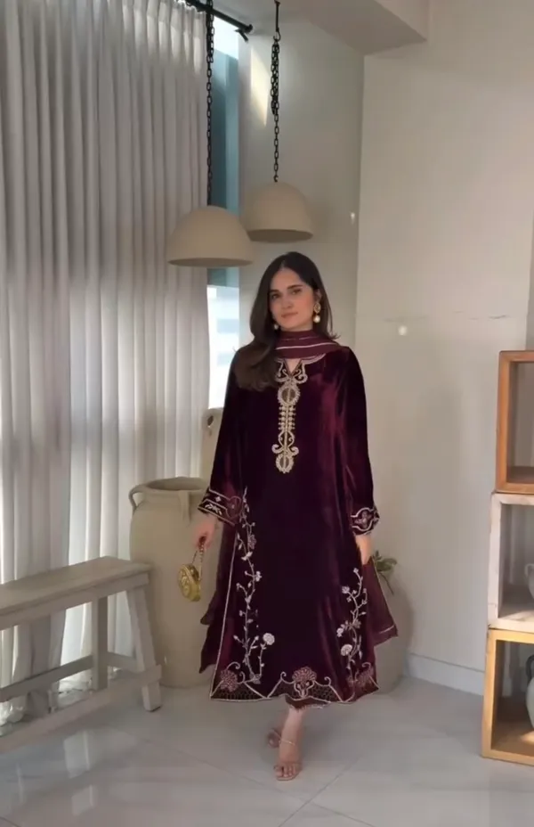 Womens_Heavy_Embroidered_Velvet_Suit_Set_with_Dupatta_(Wine)