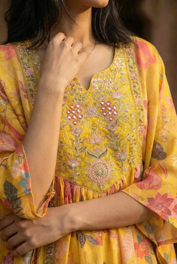 Yellow_Floral_Co-Ord_Set_with_Palazzo_|_Summer_Casual_&_Vacation_Wear