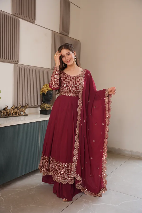 Designer_Heavy_Embroidered_Anarkali_Suit_Set_For_Women