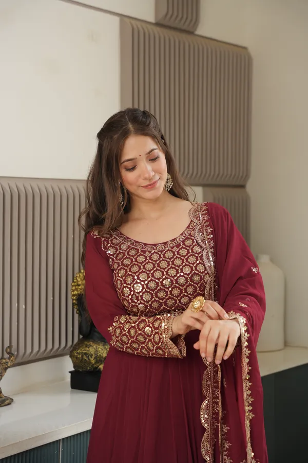 Designer_Heavy_Embroidered_Anarkali_Suit_Set_For_Women