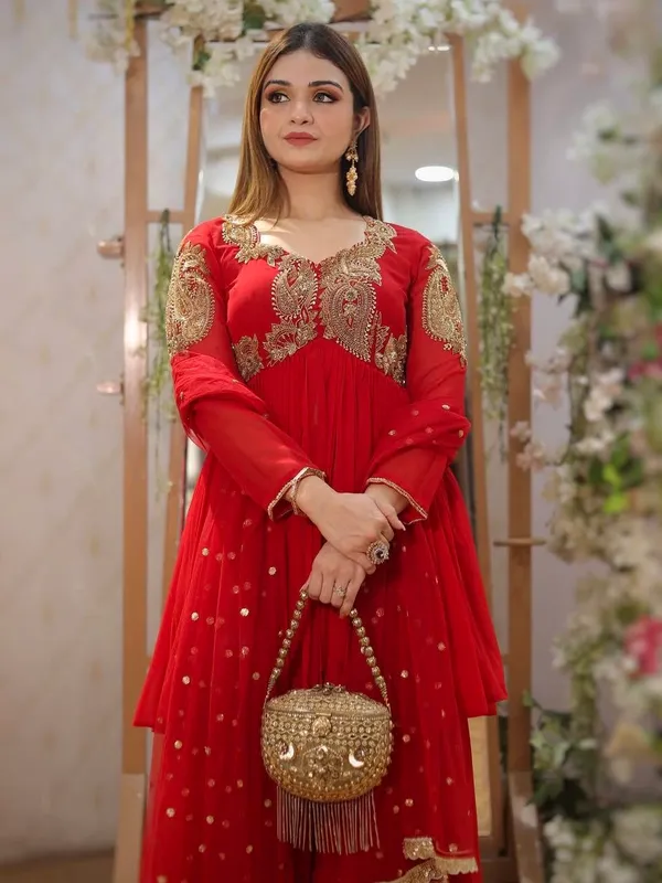VARNASHREE Red Embroidered Sharara Suit Set With Dupatta For Women Price in  India - Buy VARNASHREE Red Embroidered Sharara Suit Set With Dupatta For  Women online at https://varnashree.in