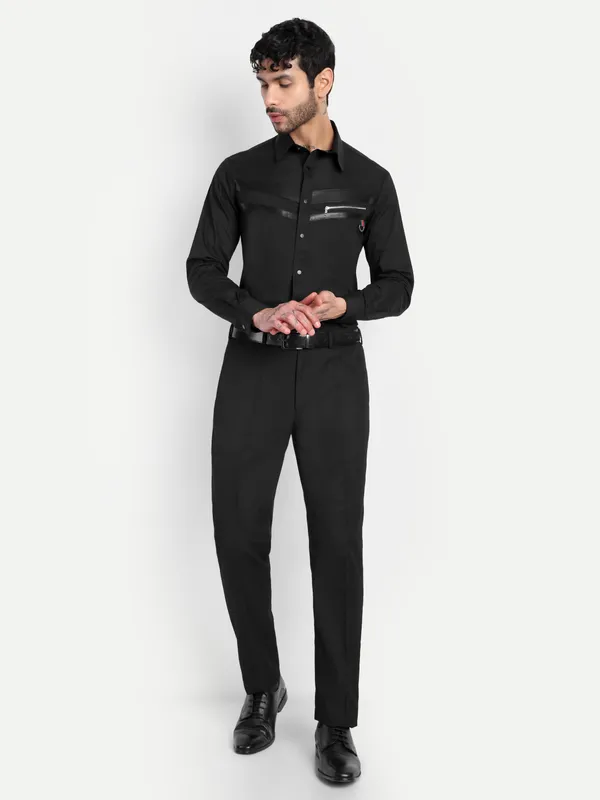 Pier_Seven_Black_Panelled_Shirt_with_Faux-Leather_&_Zipper_Detail__Cotton_Blend_Men's_Slim_Fit_Full_Sleeve_Shirt_-_Black_(PWC010)
