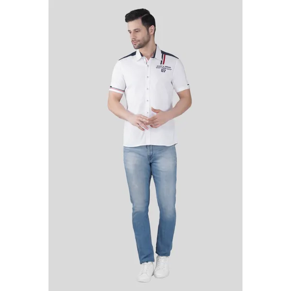 Pier_Seven_Men_White_Cotton_Slim_Fit_Printed_Casual_Shirt_with_Contrast_Panel_&_Stripe_Detail