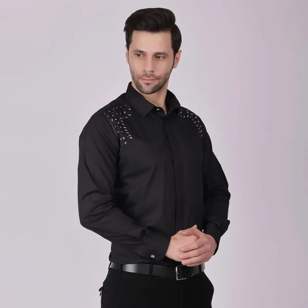 Pier_Seven_Embroidered_Cotton_Blend_Men's_Slim_Fit_Full_Sleeve_Shirt_-_Black_(PWY013)