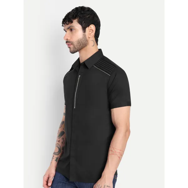 Pier_Seven_Men_Black_Solid_Slim_Fit_Zipper_Detail_Short_Sleeve_Casual_Shirt_|_Zipper_Detailing_&_Panelled_Shoulder_Stitching