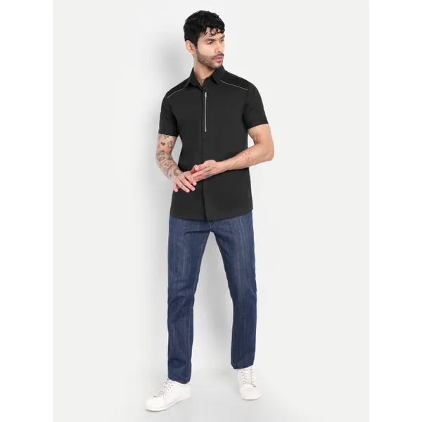 Pier_Seven_Men_Black_Solid_Slim_Fit_Zipper_Detail_Short_Sleeve_Casual_Shirt_|_Zipper_Detailing_&_Panelled_Shoulder_Stitching