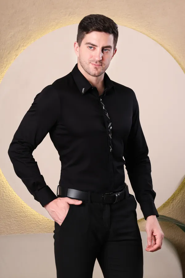 Pier_Seven_Mens_Black_Solid_Slim_Fit_Full_Sleeve_Formal_Cotton_Blend_Shirt_with_hand_embriodered_Placket