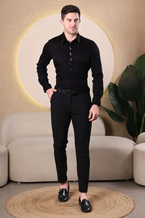 Pier_Seven_Mens_Black_Solid_Slim_Fit_Full_Sleeve_Formal_Cotton_Blend_Shirt_with_hand_embriodered_Placket
