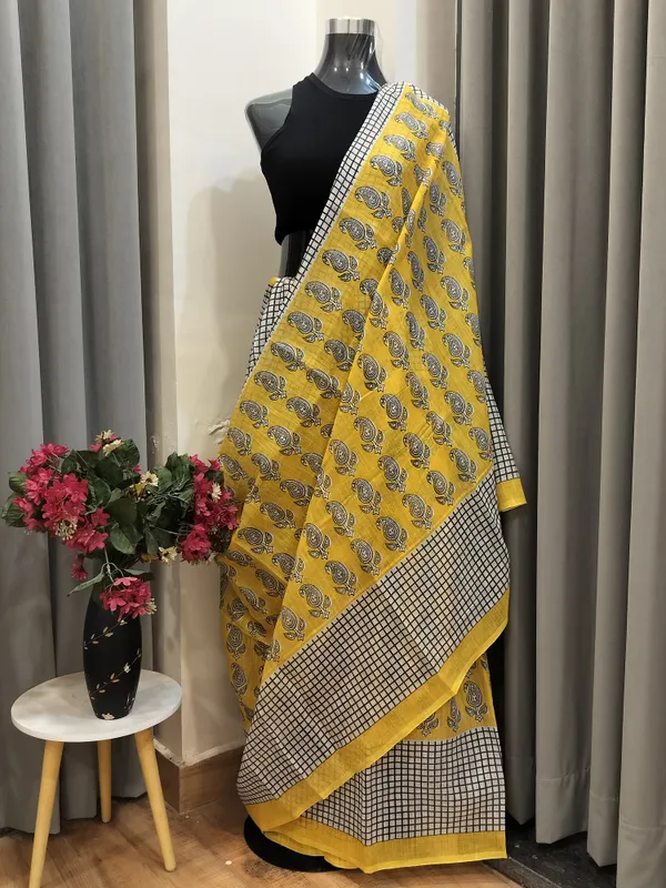 Bright_Yellow_Royal_Floret_Mul_Cotton_Saree_For_Women