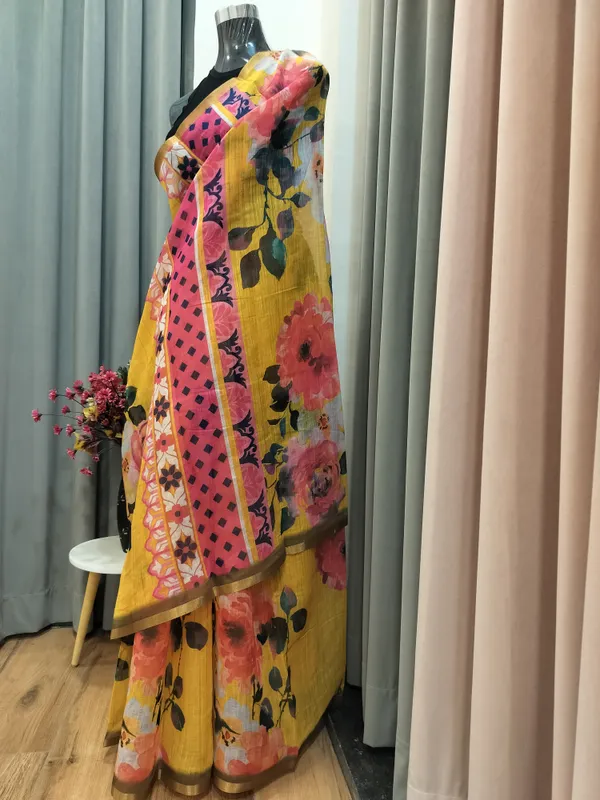 Bright_Yellow_Velvet_Mul_Cotton_Saree_For_Women