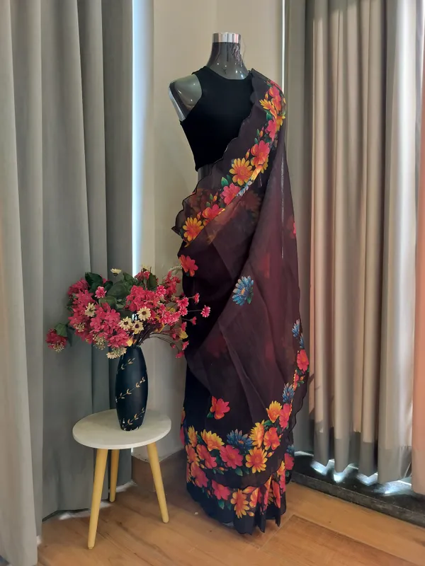 Black_Cotton_Floral_Gaze_Saree_For_Women
