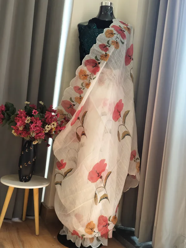 White_Cotton_Lily_Charm_Saree_For_Women